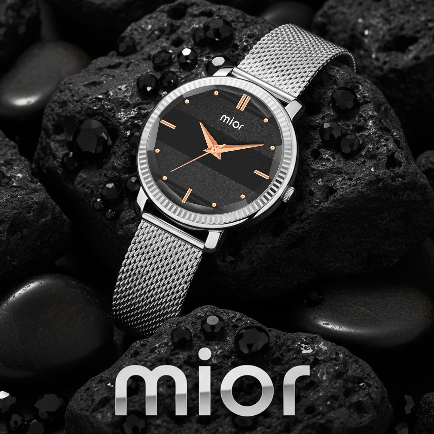 Deer Minimal Charm Women's Watch – Black Dial